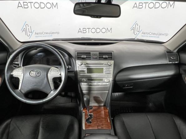 Toyota Camry VI (XV40) Рестайлинг с пробегом 2011 года, цена 997 000 рублей, 208042 км, седан, Автокод Объявления