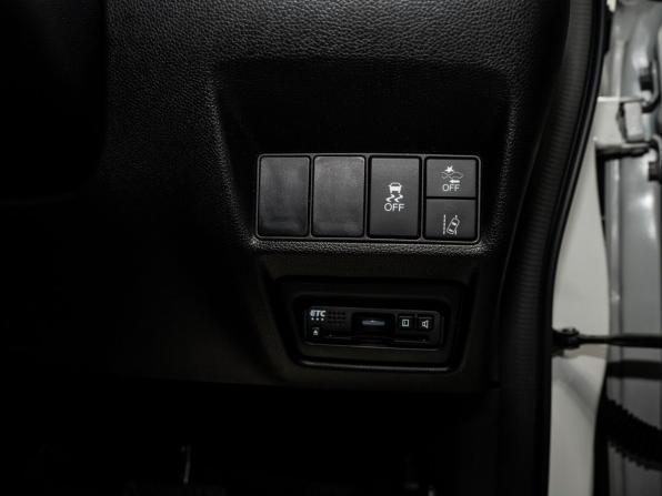 Honda Stepwgn V Рестайлинг с пробегом 2018 года, цена 2 265 000 рублей, 72910 км, минивэн, Автокод Объявления