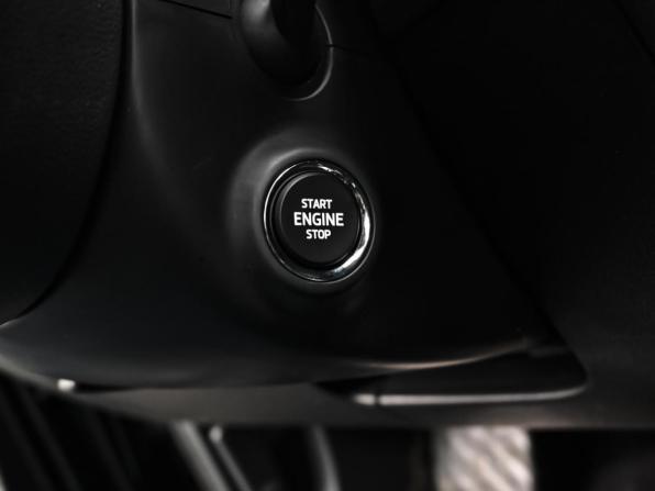 Skoda Superb III Рестайлинг с пробегом 2025 года, цена 3 599 000 рублей, 44 км, лифтбек, Автокод Объявления