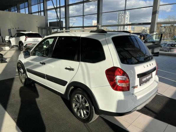 Lada (ВАЗ) Granta I Рестайлинг с пробегом 2023 года, цена 895 000 рублей, 45517 км, универсал, Автокод Объявления