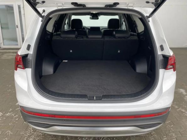 Hyundai Santa Fe IV Рестайлинг с пробегом 2023 года, цена 4 396 000 рублей, 61050 км, внедорожник, Автокод Объявления