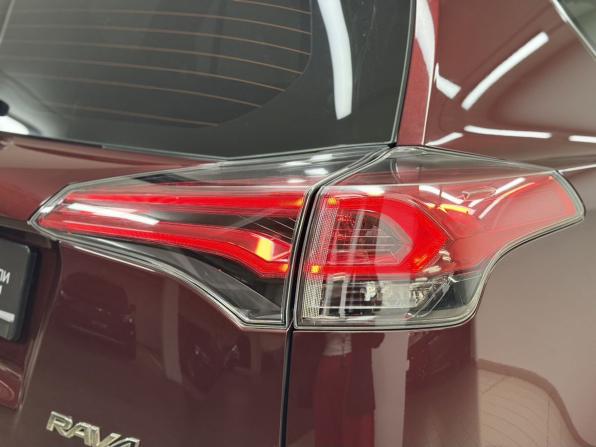 Toyota RAV4 IV (XA40) Рестайлинг с пробегом 2017 года, цена 2 080 000 рублей, 162991 км, внедорожник, Автокод Объявления