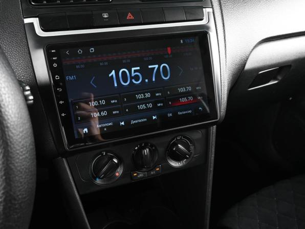 Volkswagen Polo V Рестайлинг с пробегом 2019 года, цена 1 279 000 рублей, 142656 км, седан, Автокод Объявления