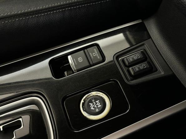 Mitsubishi Outlander III Рестайлинг 2 с пробегом 2017 года, цена 2 720 000 рублей, 92485 км, внедорожник, Автокод Объявления