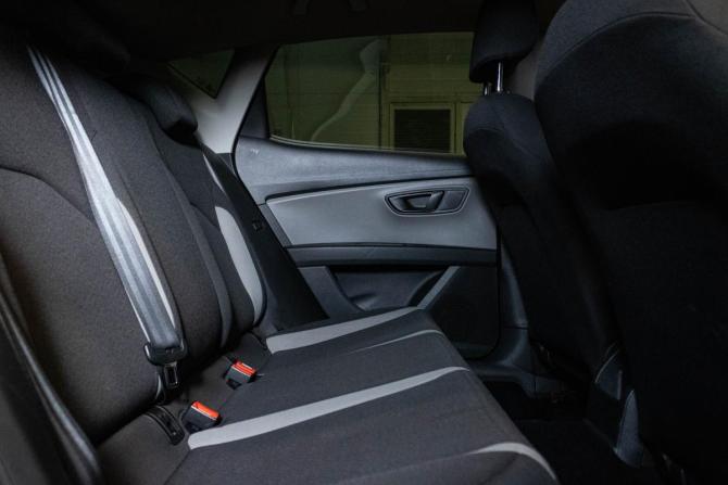 SEAT Leon III с пробегом 2013 года, цена 979 000 рублей, 186350 км, хэтчбек, Автокод Объявления