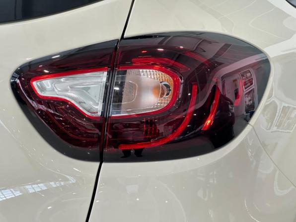 Renault Kaptur I с пробегом 2018 года, цена 1 550 000 рублей, 52666 км, внедорожник, Автокод Объявления