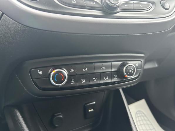 Opel Crossland X I с пробегом 2018 года, цена 1 260 000 рублей, 38000 км, внедорожник, Автокод Объявления
