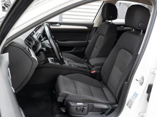Volkswagen Passat B8 с пробегом 2015 года, цена 1 670 000 рублей, 195770 км, седан, Автокод Объявления