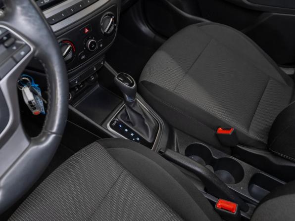 Hyundai Solaris II с пробегом 2018 года, цена 1 490 000 рублей, 81506 км, седан, Автокод Объявления