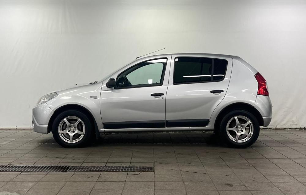 Renault Sandero I Санкт-Петербург  - изображение 6