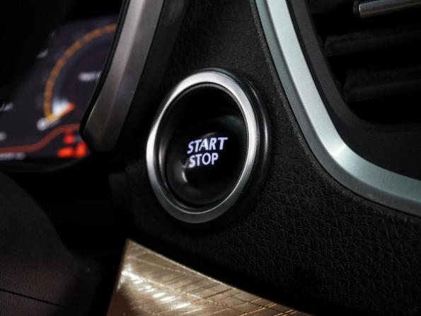 Lada (ВАЗ) Vesta I Рестайлинг (NG) с пробегом 2024 года, цена 1 398 000 рублей, 65505 км, универсал, Автокод Объявления