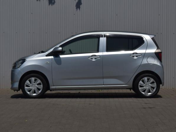 Daihatsu Mira e:S II с пробегом 2020 года, цена 649 000 рублей, 57900 км, хэтчбек, Автокод Объявления