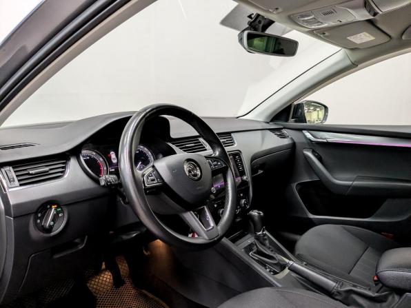 Skoda Octavia III (A7) Рестайлинг с пробегом 2018 года, цена 2 100 000 рублей, 91921 км, лифтбек, Автокод Объявления
