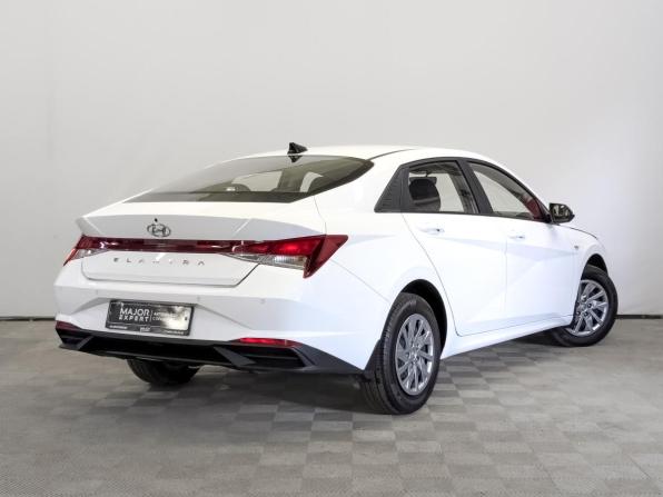 Hyundai Elantra VII (CN7) с пробегом 2022 года, цена 1 990 000 рублей, 58162 км, седан, Автокод Объявления