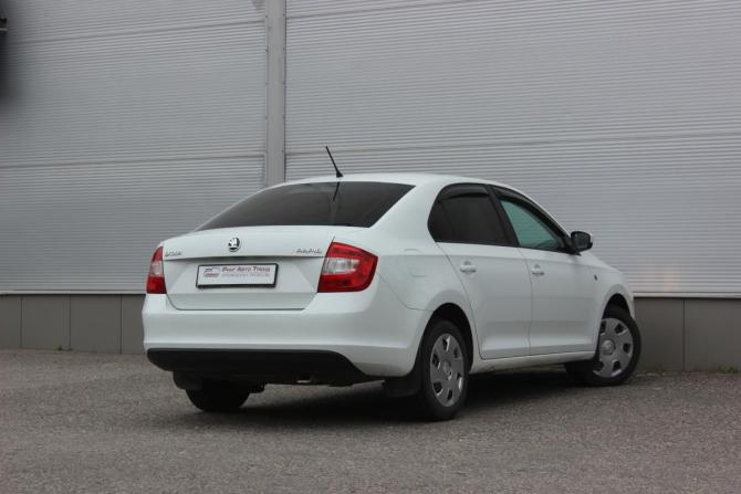 Skoda Rapid I с пробегом 2014 года, цена 947 000 рублей, 142834 км, лифтбек, Автокод Объявления