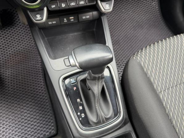 Kia Rio IV с пробегом 2019 года, цена 1 650 000 рублей, 95490 км, хэтчбек, Автокод Объявления