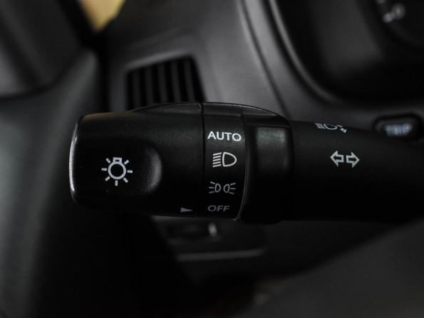 Hyundai H-1 II Рестайлинг 2 с пробегом 2021 года, цена 3 400 000 рублей, 129149 км, минивэн, Автокод Объявления