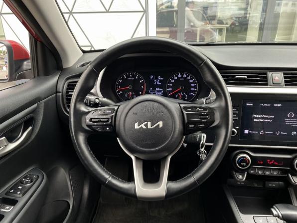 Kia Rio IV Рестайлинг с пробегом 2021 года, цена 1 599 000 рублей, 90928 км, седан, Автокод Объявления