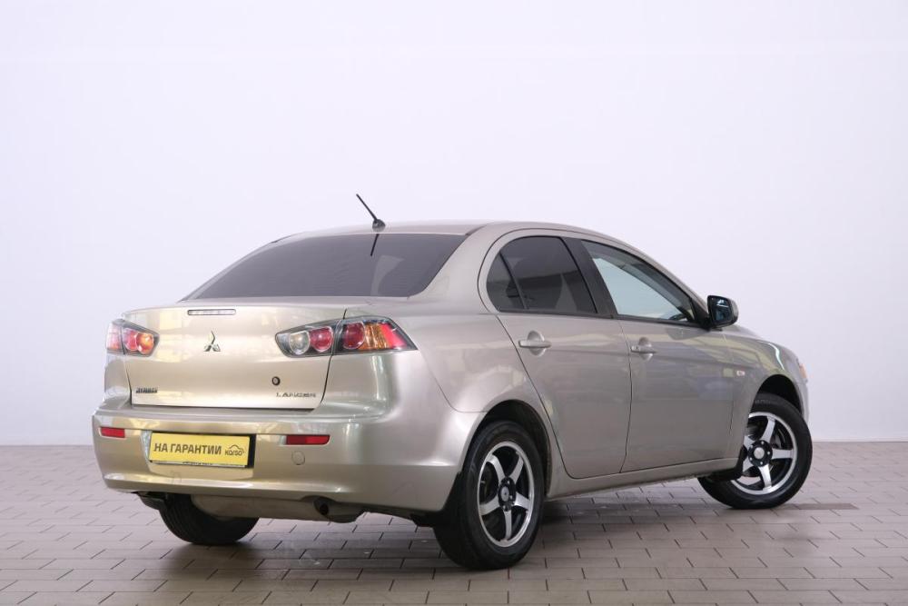Mitsubishi Lancer X Омск  - изображение 7
