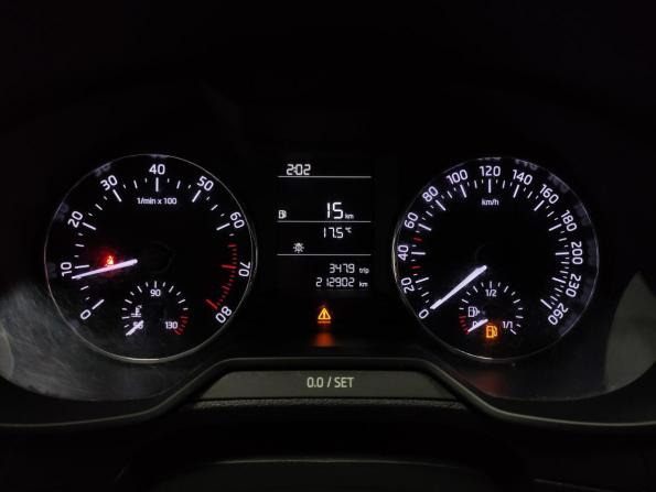 Skoda Octavia III (A7) Рестайлинг с пробегом 2017 года, цена 1 170 000 рублей, 212902 км, лифтбек, Автокод Объявления