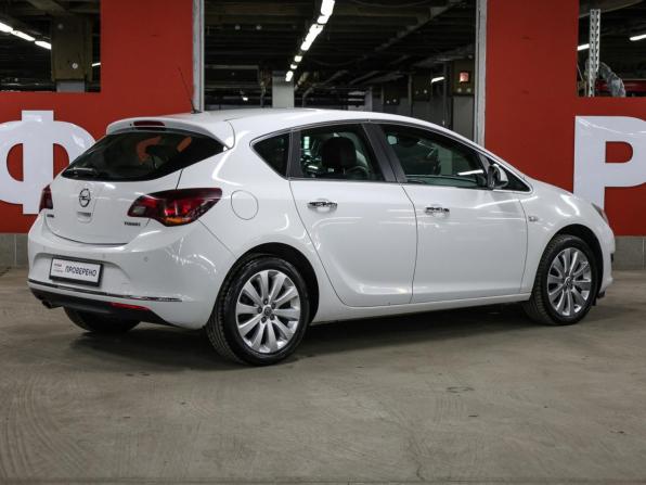 Opel Astra J Рестайлинг с пробегом 2012 года, цена 729 000 рублей, 220000 км, хэтчбек, Автокод Объявления