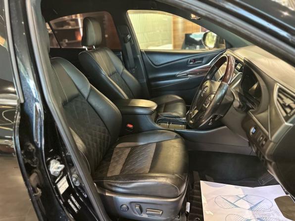Toyota Harrier III (XU60) с пробегом 2017 года, цена 2 140 000 рублей, 116700 км, внедорожник, Автокод Объявления