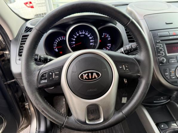 Kia Soul I Рестайлинг с пробегом 2012 года, цена 739 000 рублей, 224181 км, хэтчбек, Автокод Объявления