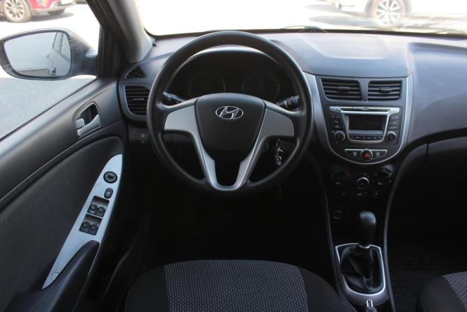 Hyundai Solaris I с пробегом 2011 года, цена 627 000 рублей, 195046 км, седан, Автокод Объявления