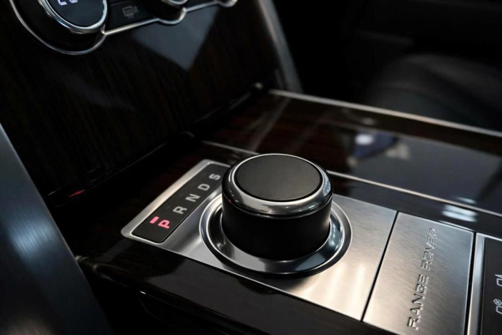 Land Rover Range Rover IV Омск  - изображение 18