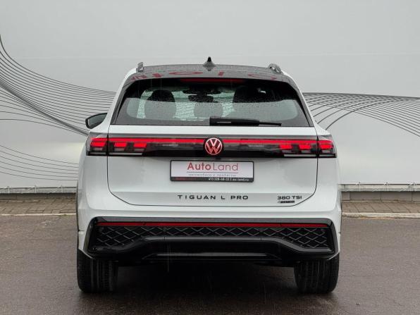 Volkswagen Tiguan III (China Market) с пробегом 2026 года, цена 4 500 000 рублей, 10 км, внедорожник, Автокод Объявления