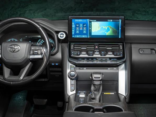 Toyota Land Cruiser 300 Series с пробегом 2022 года, цена 8 890 000 рублей, 122786 км, внедорожник, Автокод Объявления