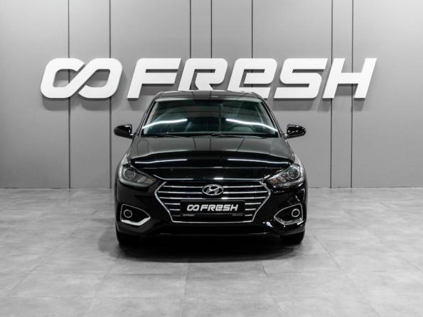 Hyundai Solaris II с пробегом 2018 года, цена 1 429 000 рублей, 69550 км, седан, Автокод Объявления