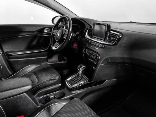 Kia Ceed III с пробегом 2018 года, цена 1 715 000 рублей, 85362 км, хэтчбек, Автокод Объявления
