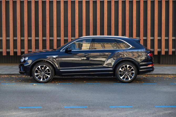 Новый Bentley Bentayga I Рестайлинг 2025 года, цена 42 700 000 рублей, внедорожник, Автокод Объявления