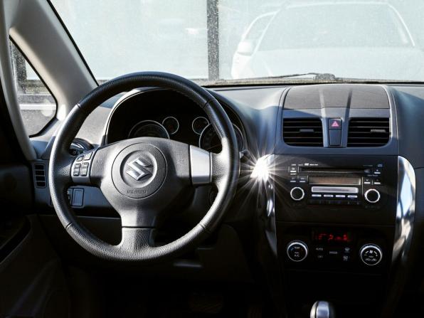 Suzuki SX4 I (Classic) Рестайлинг с пробегом 2011 года, цена 949 000 рублей, 100000 км, седан, Автокод Объявления