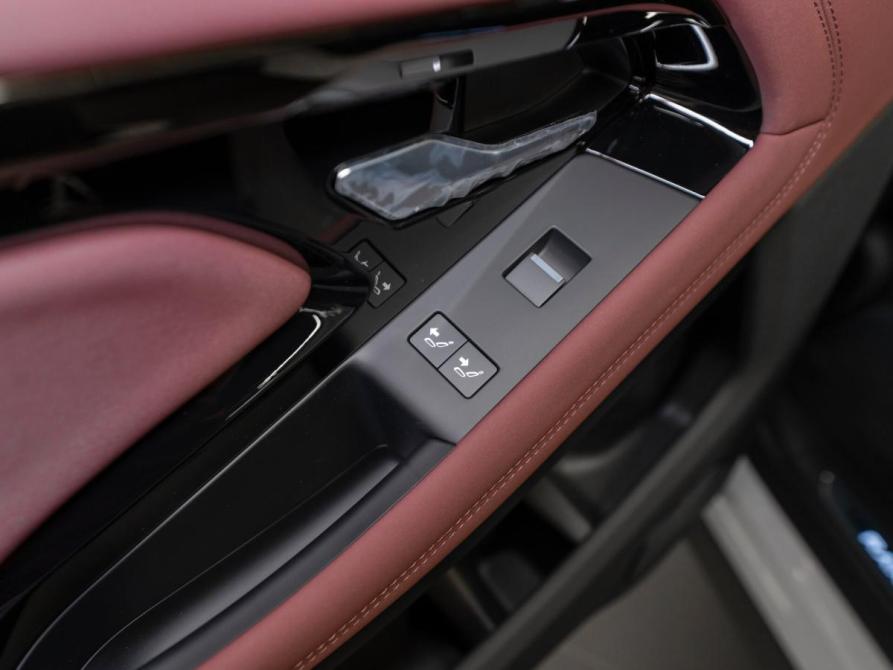 Land Rover Range Rover Evoque II Рестайлинг Москва  - изображение 13