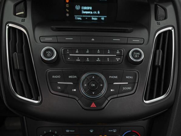 Ford Focus III Рестайлинг с пробегом 2018 года, цена 1 260 000 рублей, 101152 км, хэтчбек, Автокод Объявления