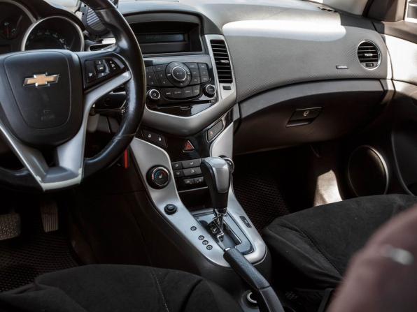 Chevrolet Cruze I с пробегом 2012 года, цена 600 000 рублей, 300279 км, седан, Автокод Объявления