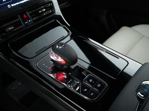GAC M8 с пробегом 2024 года, цена 4 243 050 рублей, 31159 км, минивэн, Автокод Объявления