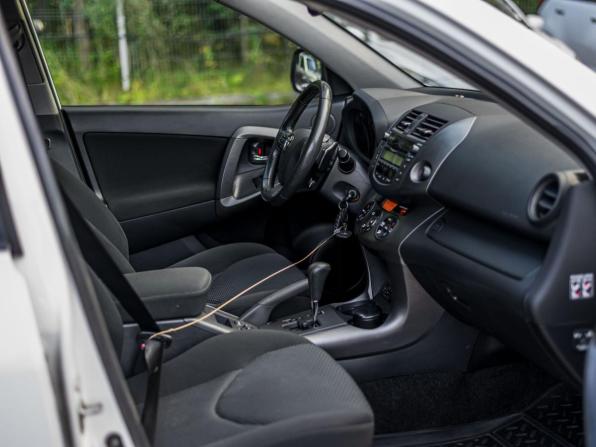 Toyota RAV4 III (XA30) Рестайлинг с пробегом 2011 года, цена 1 095 000 рублей, 233209 км, внедорожник, Автокод Объявления