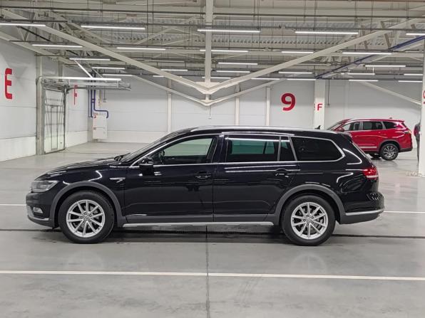 Volkswagen Passat B8 с пробегом 2018 года, цена 2 100 000 рублей, 155279 км, универсал, Автокод Объявления