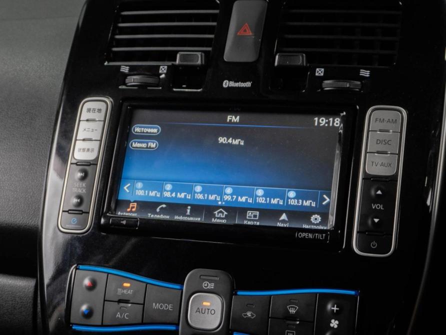 Nissan Leaf I (ZE0/AZE0) Тюмень  - изображение 16