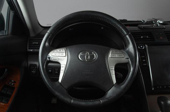 Toyota Camry VI (XV40) Рестайлинг с пробегом 2011 года, цена 1 649 000 рублей, 216000 км, седан, Автокод Объявления