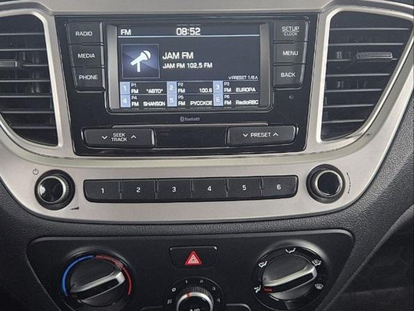 Hyundai Solaris II Рестайлинг с пробегом 2021 года, цена 1 545 000 рублей, 84418 км, седан, Автокод Объявления