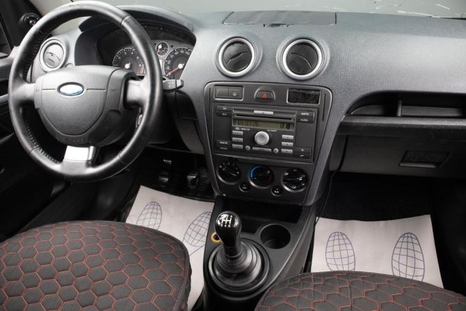 Ford Fusion I с пробегом 2007 года, цена 389 000 рублей, 209200 км, хэтчбек, Автокод Объявления