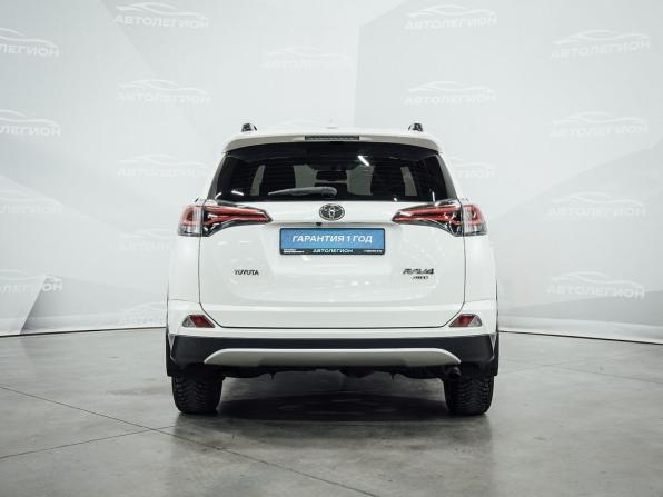 Toyota RAV4 IV (XA40) Рестайлинг с пробегом 2017 года, цена 2 640 000 рублей, 120130 км, внедорожник, Автокод Объявления
