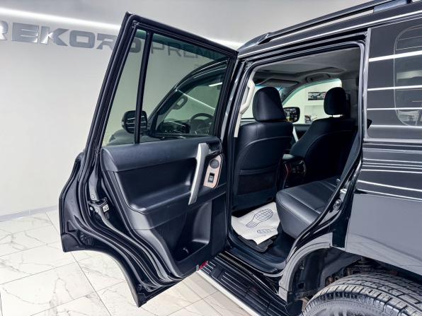 Toyota Land Cruiser Prado 150 Series Рестайлинг 1 с пробегом 2014 года, цена 3 699 000 рублей, 162000 км, внедорожник, Автокод Объявления