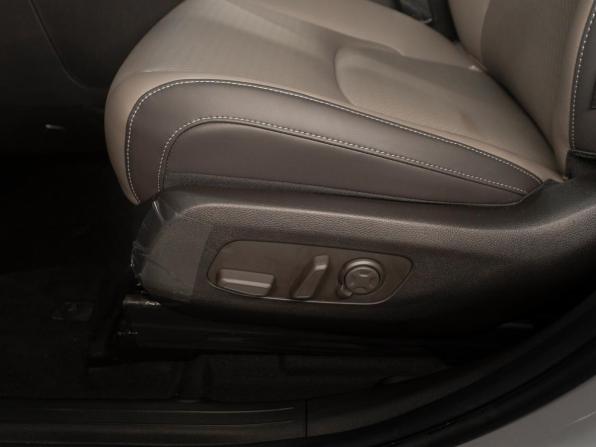 Kia Carnival IV Рестайлинг с пробегом 2026 года, цена 7 300 000 рублей, 20 км, минивэн, Автокод Объявления
