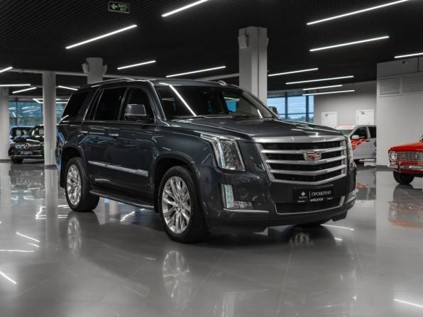 Cadillac Escalade IV с пробегом 2019 года, цена 4 700 000 рублей, 147164 км, внедорожник, Автокод Объявления