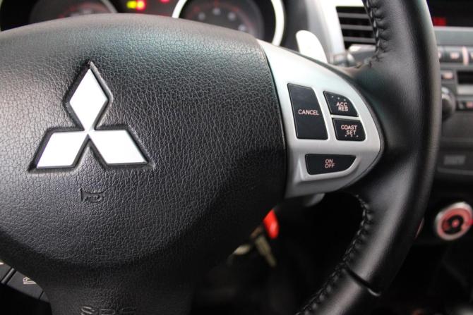 Mitsubishi Outlander II с пробегом 2007 года, цена 1 049 000 рублей, 200000 км, внедорожник, Автокод Объявления
